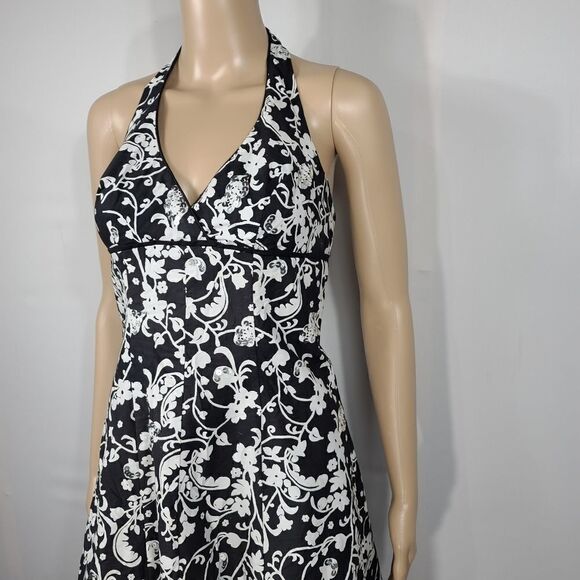 Speechless Black White Floral Halter Sequin Dress - Picture 7 of 9